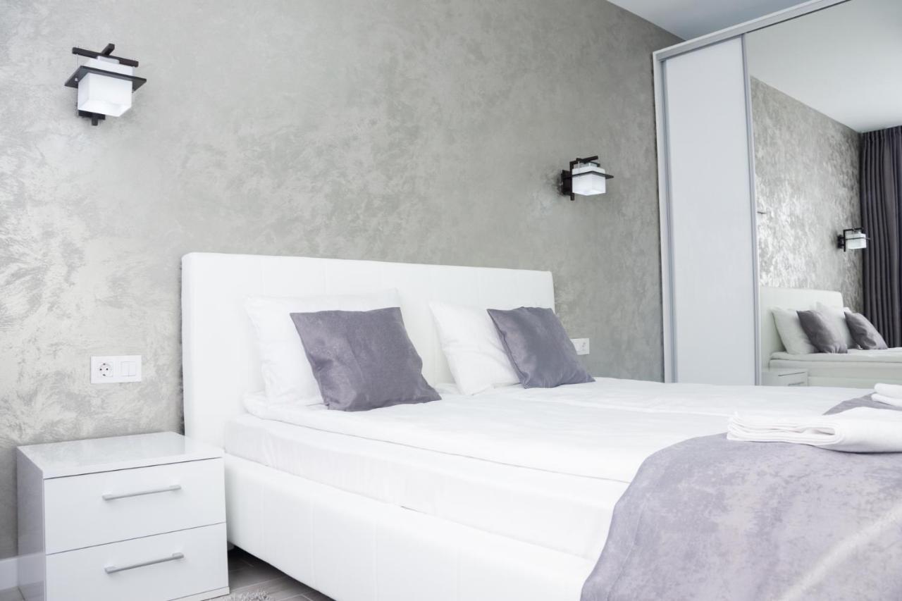 Gala Residence In Oradea Bagian luar foto